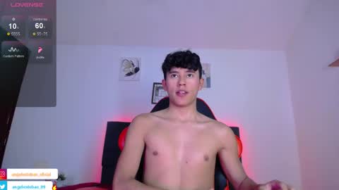 ngel Esteban  online show from October 4, 1:54 am