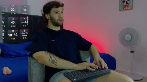 angel_kyrozz online show from March 2, 7:10 pm