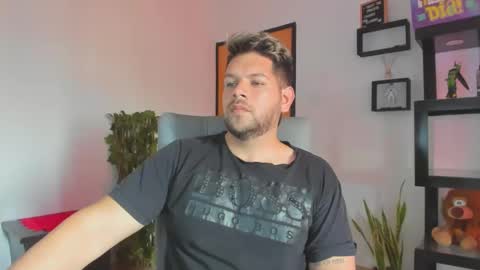 angel online show from October 11, 3:38 pm