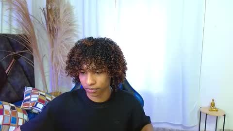 Angel online show from November 29, 9:06 pm