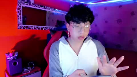 Snapshot of angellonfire chatting on October 7, 7:34 am Angel  online show from October 7, 7:34 am