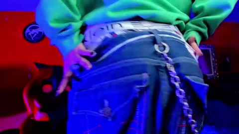 Snapshot of angellonfire chatting on February 14, 5:41 am Angel  online show from February 14, 5:41 am