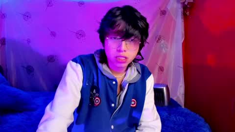 Snapshot of angellonfire chatting on December 30, 3:58 am Angel  online show from December 30, 3:58 am