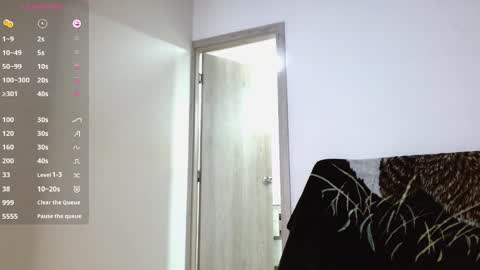 Snapshot of angelm888 chatting on October 17, 5:33 am Angelm888-  online show from October 17, 5:33 am