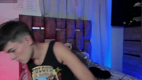 Angelo I work from home this is my room  online show from February 11, 6:30 am