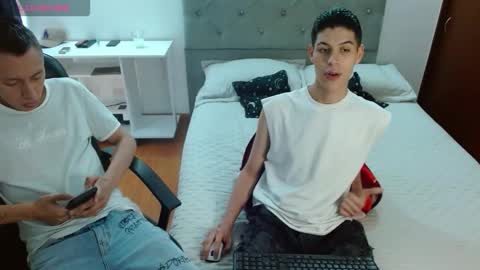 Snapshot of angeloo_666 chatting on October 12, 6:35 pm angeloo 666 online show from October 12, 6:35 pm