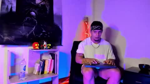 darg online show from May 15, 11:13 pm