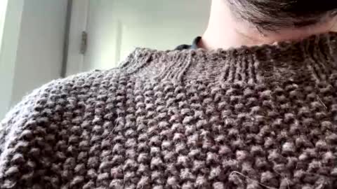 Snapshot of anonomousloser chatting on December 23, 1:35 pm anonomousloser online show from December 23, 1:35 pm