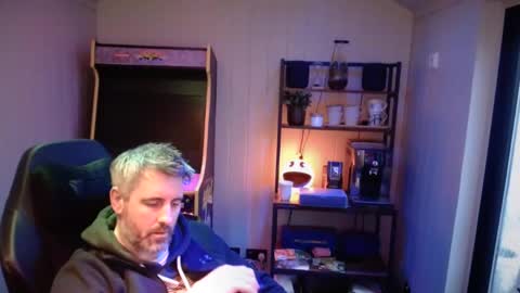 anonymousblokeuk online show from February 11, 3:08 pm