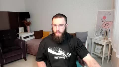 Ant online show from December 23, 10:24 am