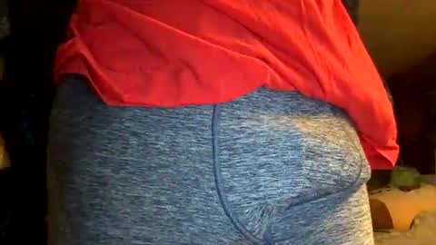 Snapshot of anthony_whitestallion chatting on December 21, 11:33 am Anthony online show from December 21, 11:33 am