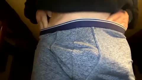 Snapshot of anthony_whitestallion chatting on December 17, 9:50 am Anthony online show from December 17, 9:50 am