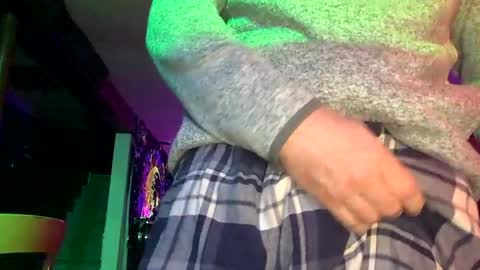 Snapshot of anthony_whitestallion chatting on February 24, 11:32 am Anthony online show from February 24, 11:32 am