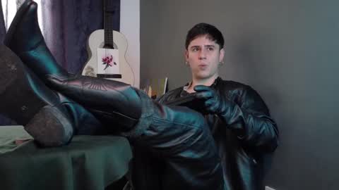 antonnello_ online show from March 26, 4:55 pm