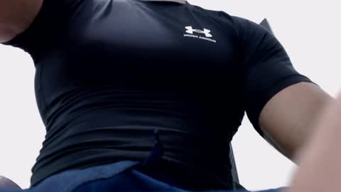 Instagram miguelangel1802  online show from April 3, 1:57 am