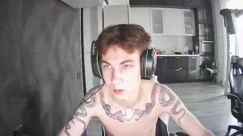 aplant_ online show from September 10, 3:32 pm