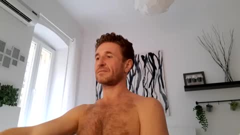 Snapshot of apollobest77 chatting on October 26, 12:29 pm apollobest77 online show from October 26, 12:29 pm