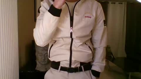 Snapshot of apollonfitx_69 chatting on March 2, 7:52 pm apollonfitx_69 online show from March 2, 7:52 pm