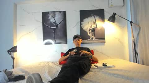 aquarius_xxx online show from November 3, 11:58 am