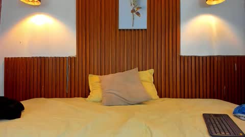 aquarius_xxx online show from November 18, 11:47 am