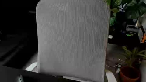 T. online show from March 11, 5:53 pm