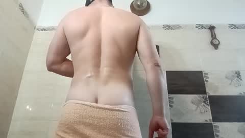 Snapshot of aquinn2000 chatting on February 26, 6:37 am aquinn2000 online show from February 26, 6:37 am