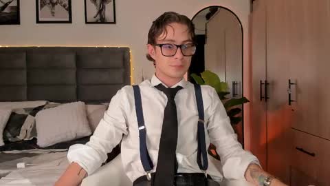 Archie online show from April 29, 6:58 pm