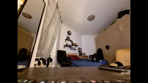 Banana online show from February 8, 6:33 pm