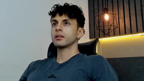 ariasaadeh online show from September 23, 12:04 pm