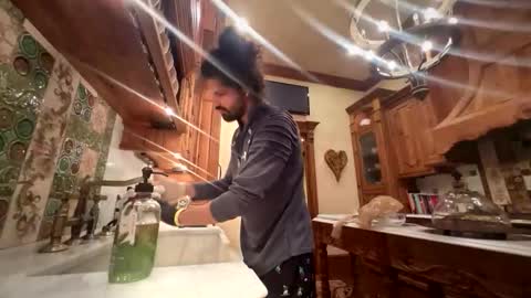 arielchape501 online show from February 11, 7:24 am