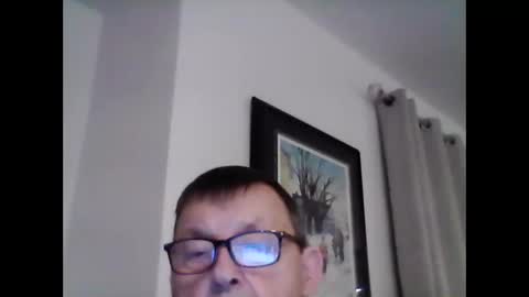 ariens online show from December 4, 1:14 am