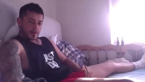 aris men online show from March 16, 4:44 pm