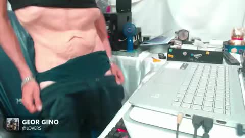 armaduradeacero online show from October 31, 9:56 am