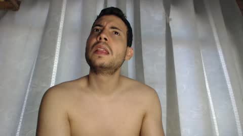 Snapshot of armando_2002 chatting on January 23, 4:38 pm ARMANDO online show from January 23, 4:38 pm