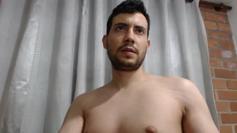 Snapshot of armando_2002 chatting on January 27, 12:43 am ARMANDO online show from January 27, 12:43 am