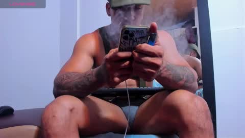 Arnold fit hot98 online show from December 27, 12:23 pm