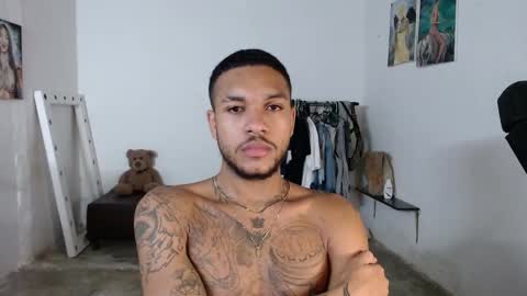 aron_7 online show from December 16, 7:37 am