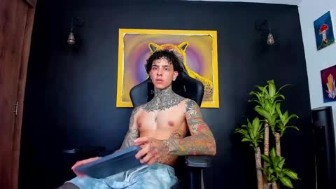 Aron ford online show from January 8, 8:39 pm