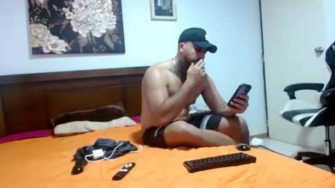 aronmiller online show from September 21, 5:35 pm