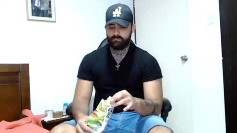 aronmiller online show from October 21, 5:05 pm