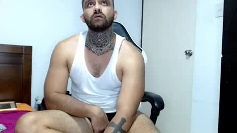 aronmiller online show from September 24, 10:19 pm