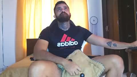 aronmiller online show from December 28, 12:57 pm