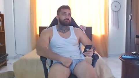 aronmiller online show from December 21, 1:53 pm