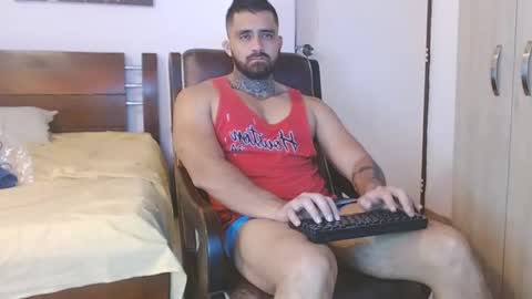 aronmiller online show from December 8, 4:39 pm