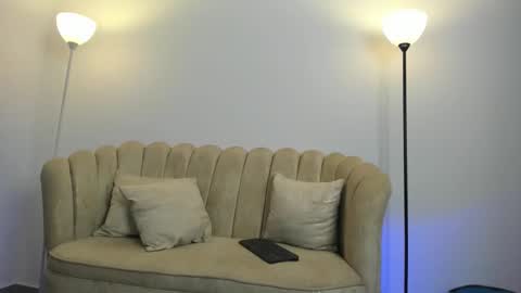   online show from September 27, 11:24 pm