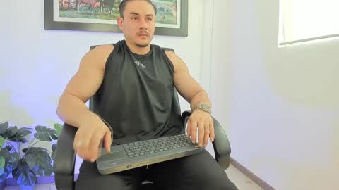   online show from January 6, 8:07 pm