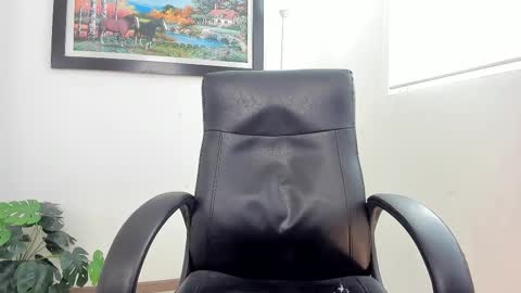   online show from February 13, 8:03 pm