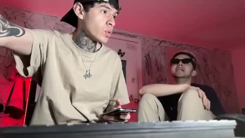   online show from February 6, 7:02 am