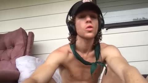 Snapshot of arthur0cean chatting on October 28, 4:26 am gaping twink new hereee online show from October 28, 4:26 am