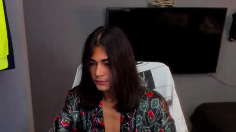 I AM HERE online show from March 11, 2:32 am